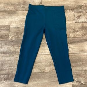 Betabrand XL Petite skinny leg pants teal color